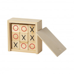 Juego madera con piezas